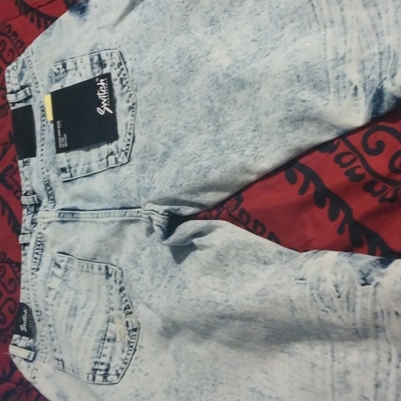 Pants - Picture 6 of 8